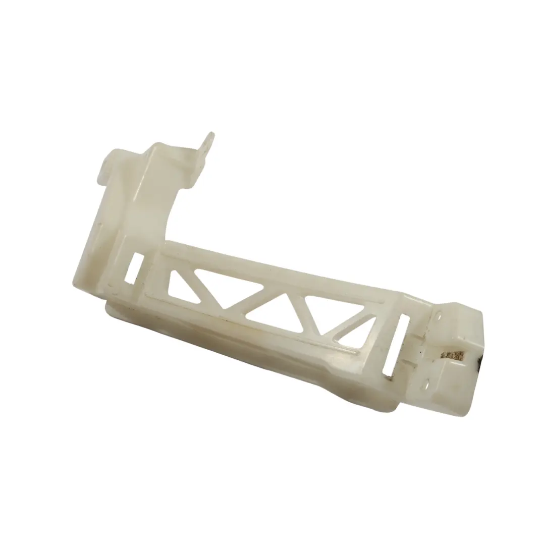 Bracket Pillar Panel Mounting Rear Right O/S to Range Rover L405 with Part number CPLA-281K34-B Range Rover L405 Bracket Pillar Panel Mounting Rear Right O/S - SKU CPLA-281K34-B - Part number CPLA-281K34-B