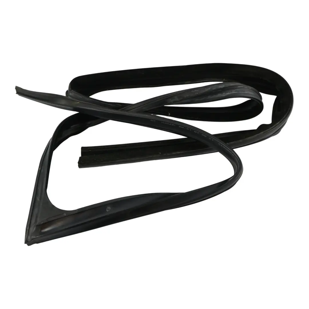 Range Rover L322 Guarnizione Guida Finestrino Anteriore Sinistra - SKU CUC000034 - Numero di parte CUC000034