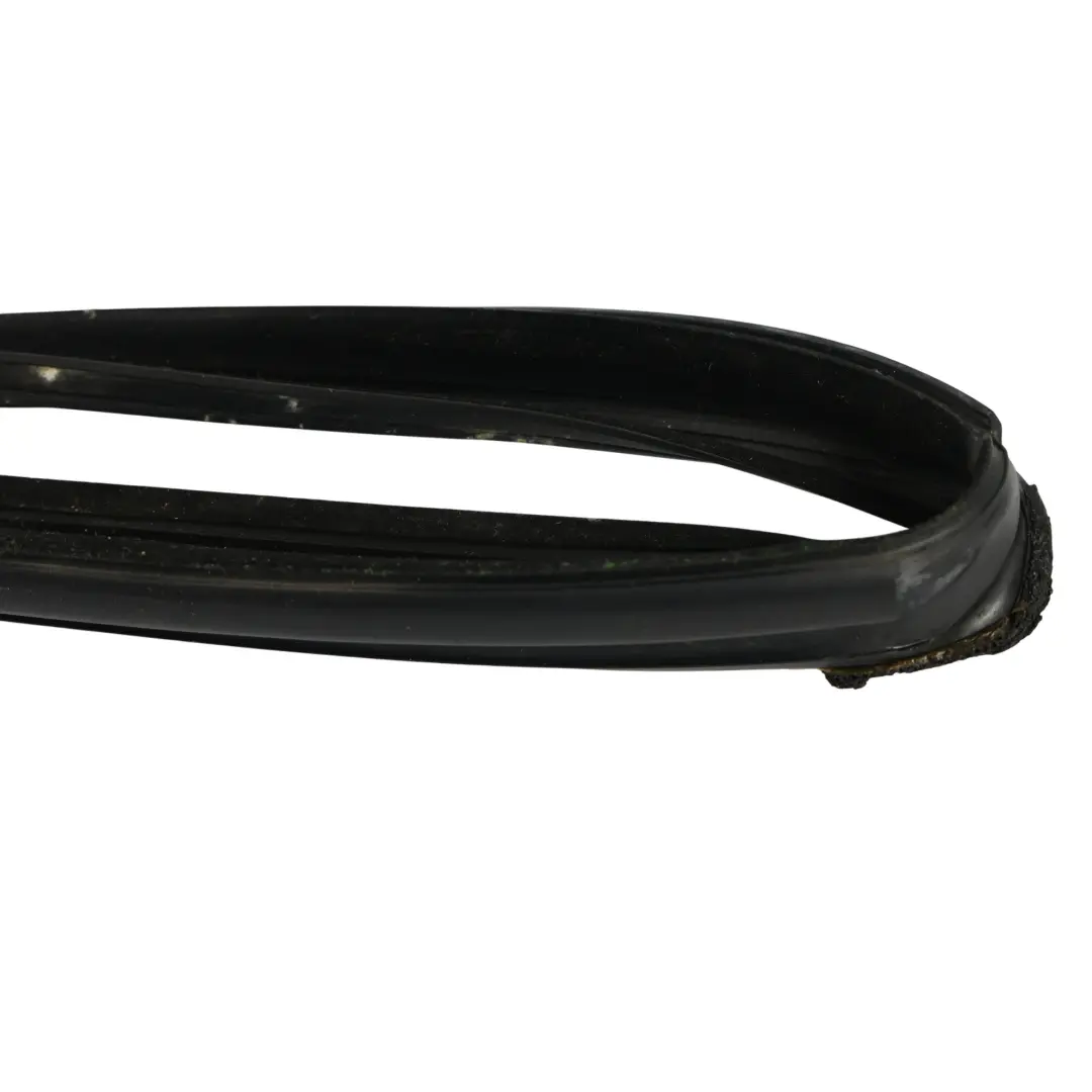 Joint D'Étanchéité Guide Vitre Porte Avant Gauche pour Range Rover L322 à propos du numéro de pièce CUC000034 Range Rover L322 Joint D'Étanchéité Guide Vitre Porte Avant Gauche - SKU CUC000034 - Numéro de pièce CUC000034