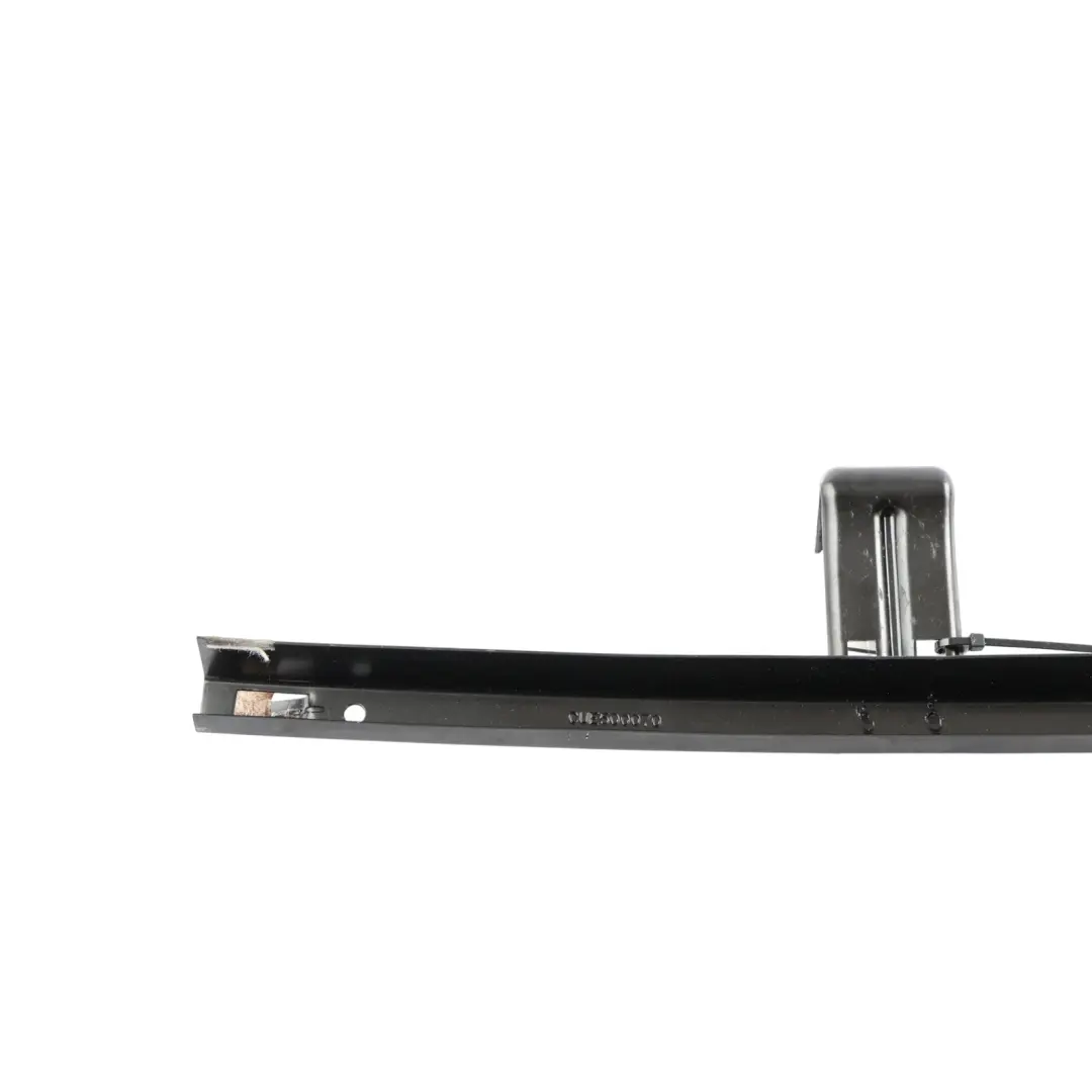 Guida Vetro Porta Anteriore Sinistro per Range Rover Sport L320 con numero di parte CUE500070 Range Rover Sport L320 Guida Vetro Porta Anteriore Sinistro - SKU CUE500070 - Numero di parte CUE500070