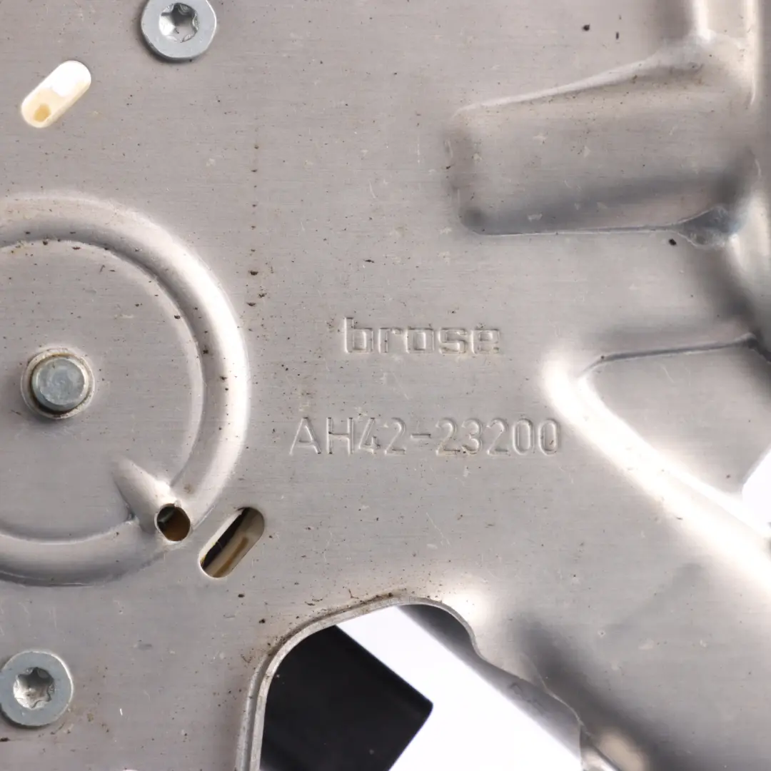 Land Rover L322 Window Motor Regulator Front Right O/S 3H4Z7823200AA - SKU CUH500010 - Part number CUH500010