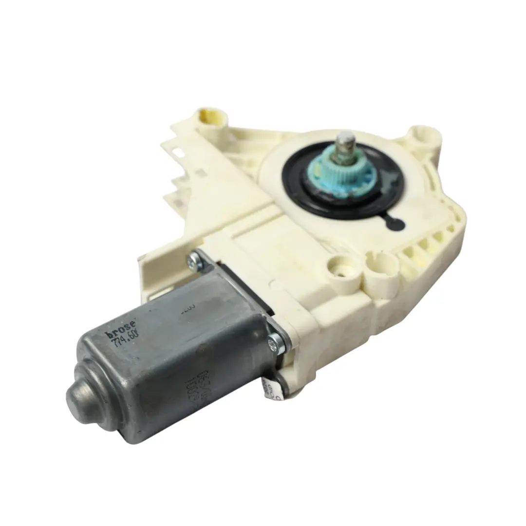 Land Rover Discovery 3 L319 Moteur Lève-Vitre De Porte Arrière Gauche - SKU CVR000060 - Numéro de pièce CVR000060