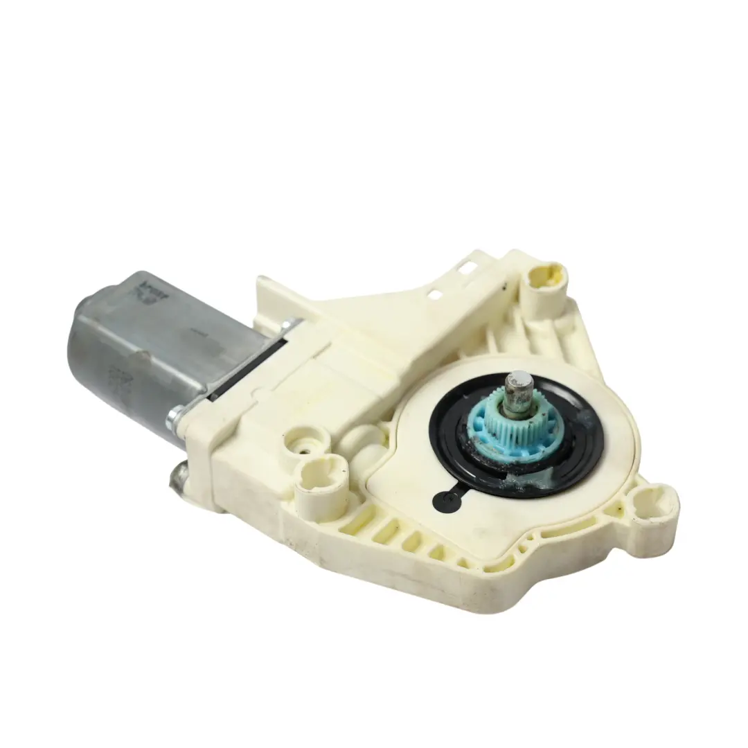 Moteur Lève-Vitre De Porte Arrière Gauche pour Land Rover Discovery 3 L319 à propos du numéro de pièce CVR000060 Land Rover Discovery 3 L319 Moteur Lève-Vitre De Porte Arrière Gauche - SKU CVR000060 - Numéro de pièce CVR000060