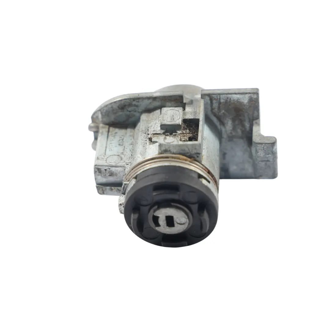 Range Rover Sport L320 Cylindre Serrure Clé Porte 5H22-22050-BA - SKU CWB500300SW - Numéro de pièce CWB500300SW