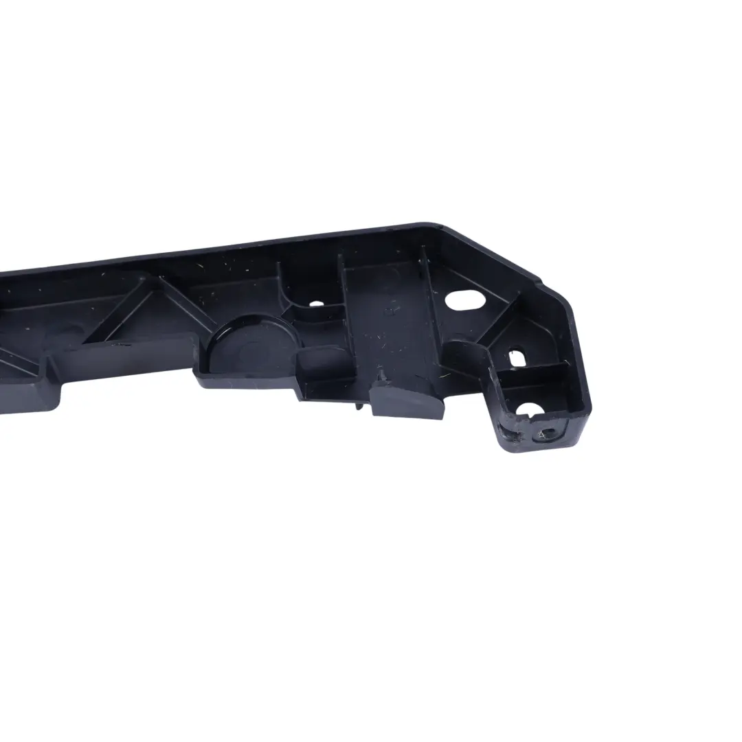 Supporto Parafango Montaggio Anteriore Destro 0008240V007 per Smart Roadster 452 con numero di parte D0008240V007 Smart Roadster 452 Supporto Parafango Montaggio Anteriore Destro 0008240V007 - SKU D0008240V007 - Numero di parte D0008240V007