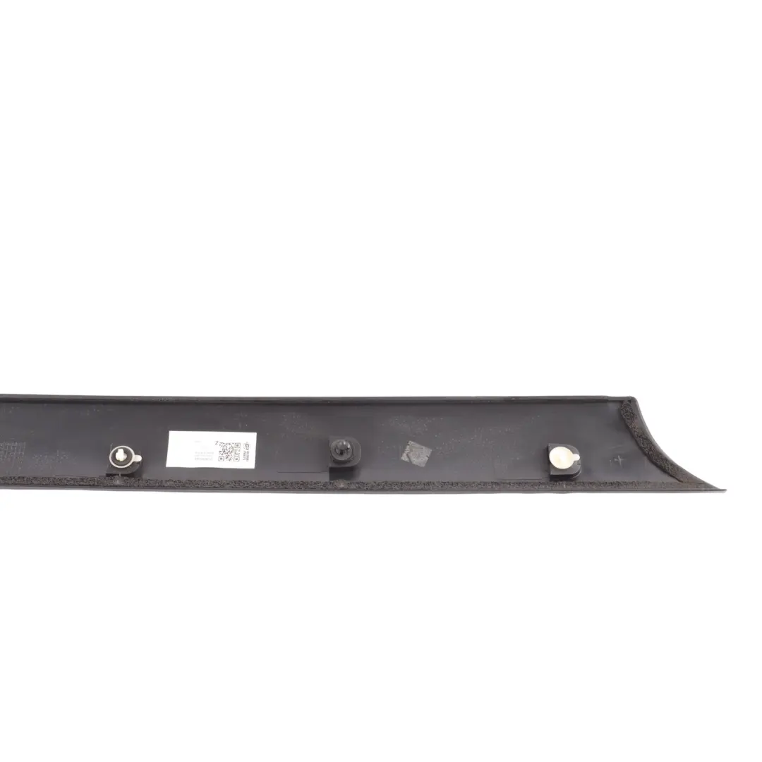 Listwa Szyby Czołowej Prawa do Land Rover Range Rover Sport L320 o numerze DCB000305 Land Rover Range Rover Sport L320 Listwa Szyby Czołowej Prawa - SKU DCB000305 - Numer Części DCB000305