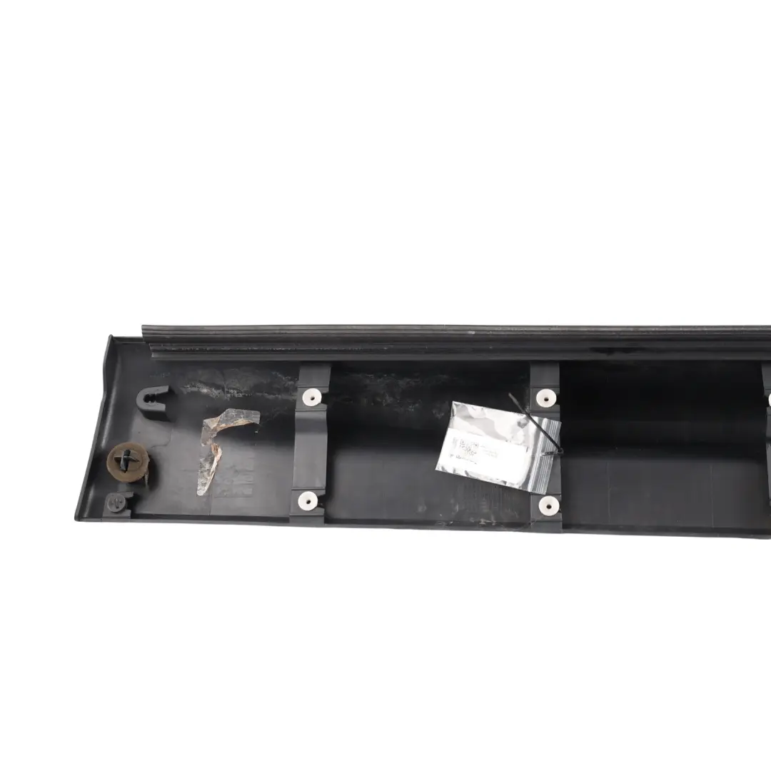 Front Door Moulding Strip Cover Left N/S DGP000211 to Range Rover Sport L320 with Part number DGP000212PCL Range Rover Sport L320 Front Door Moulding Strip Cover Left N/S DGP000211 - SKU DGP000212PCL - Part number DGP000212PCL