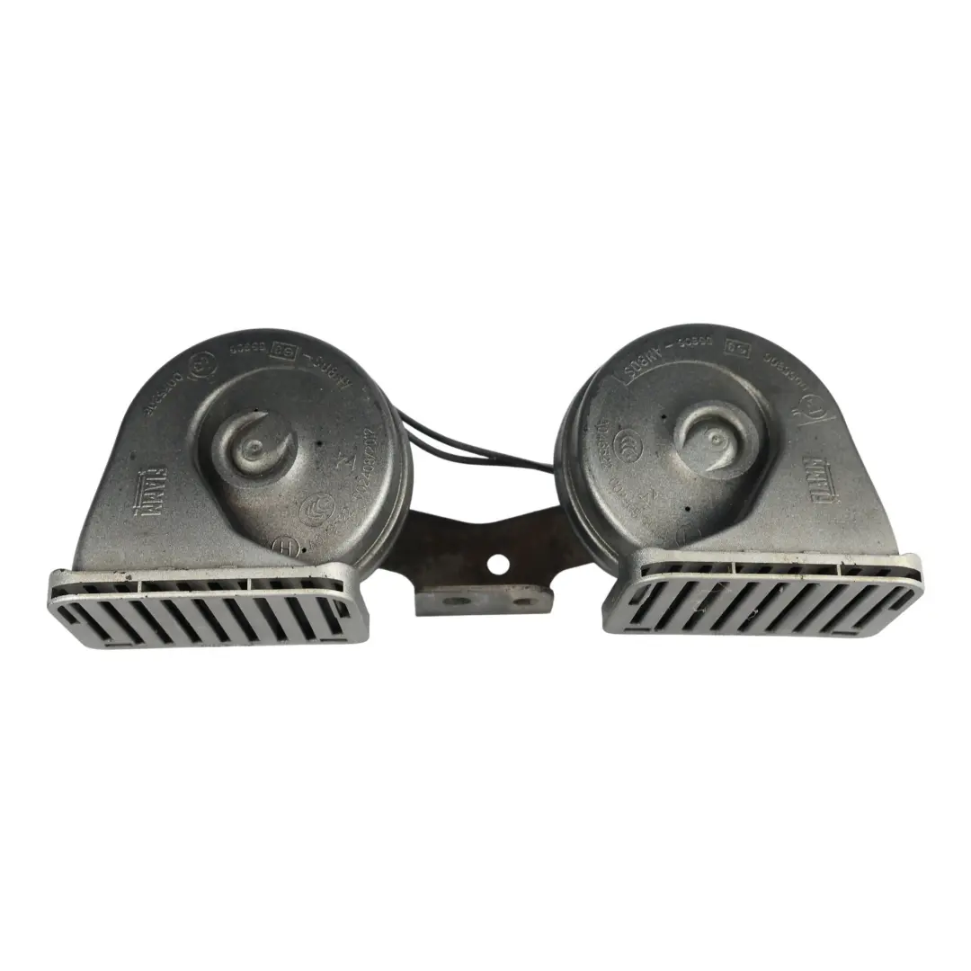 Horn Signals Dual Tone to Land Rover Freelander 2 L359 with Part number DH52-13A803-AC Land Rover Freelander 2 L359 Horn Signals Dual Tone - SKU DH52-13A803-AC - Part number DH52-13A803-AC