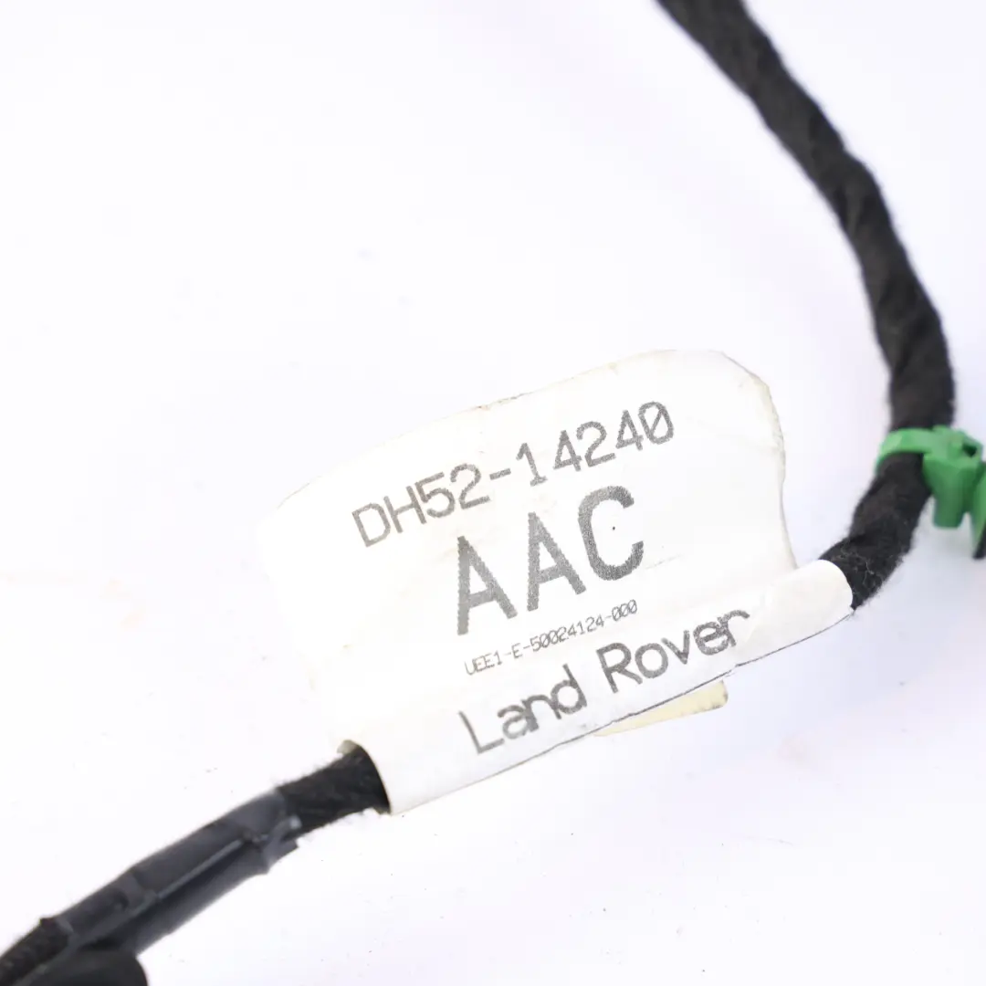 Porta Cablaggio Cavo Posteriore Destro per Land Rover L359 con numero di parte DH52-14240-AAC Land Rover L359 Porta Cablaggio Cavo Posteriore Destro - SKU DH52-14240-AAC - Numero di parte DH52-14240-AAC