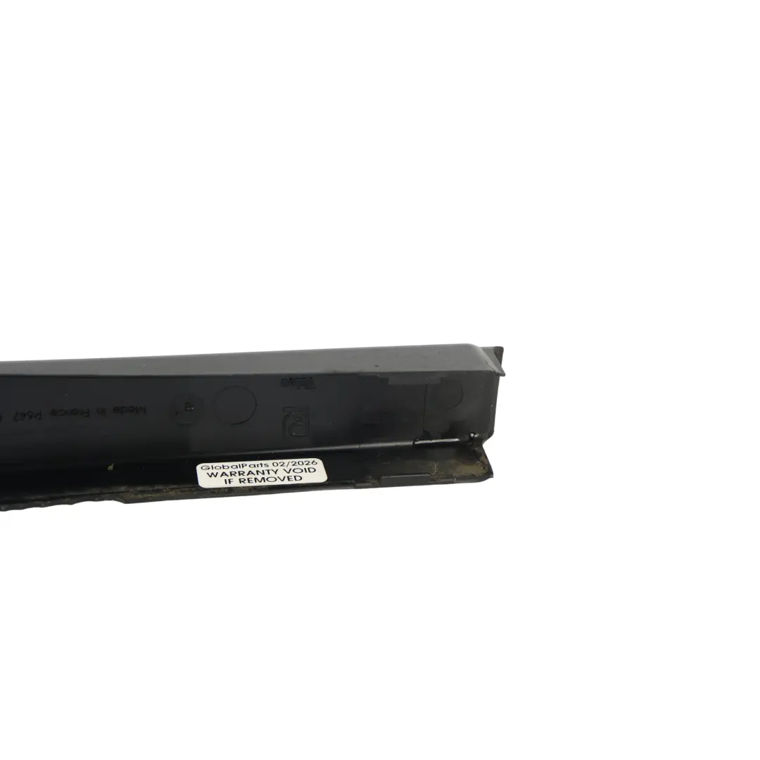 Windscreen Wiper Arm Cover Front Left N/S to Range Rover L322 with Part number DKG000030 Range Rover L322 Windscreen Wiper Arm Cover Front Left N/S - SKU RHD-DKG000030 - Part number DKG000030