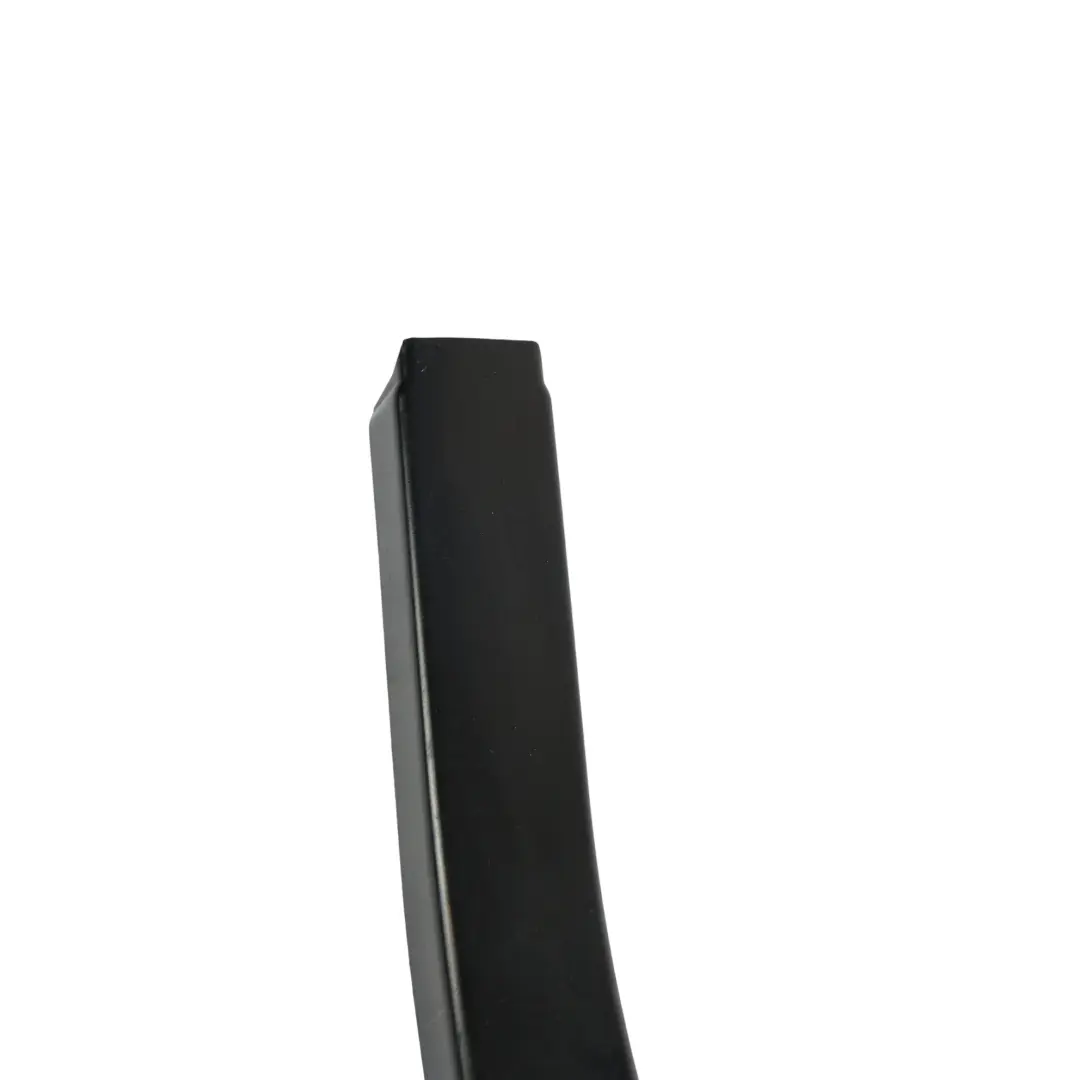 Windscreen Wiper Arm Cover Front Right O/S to Range Rover L322 with Part number DKG000040 Range Rover L322 Windscreen Wiper Arm Cover Front Right O/S - SKU RHD-DKG000040 - Part number DKG000040