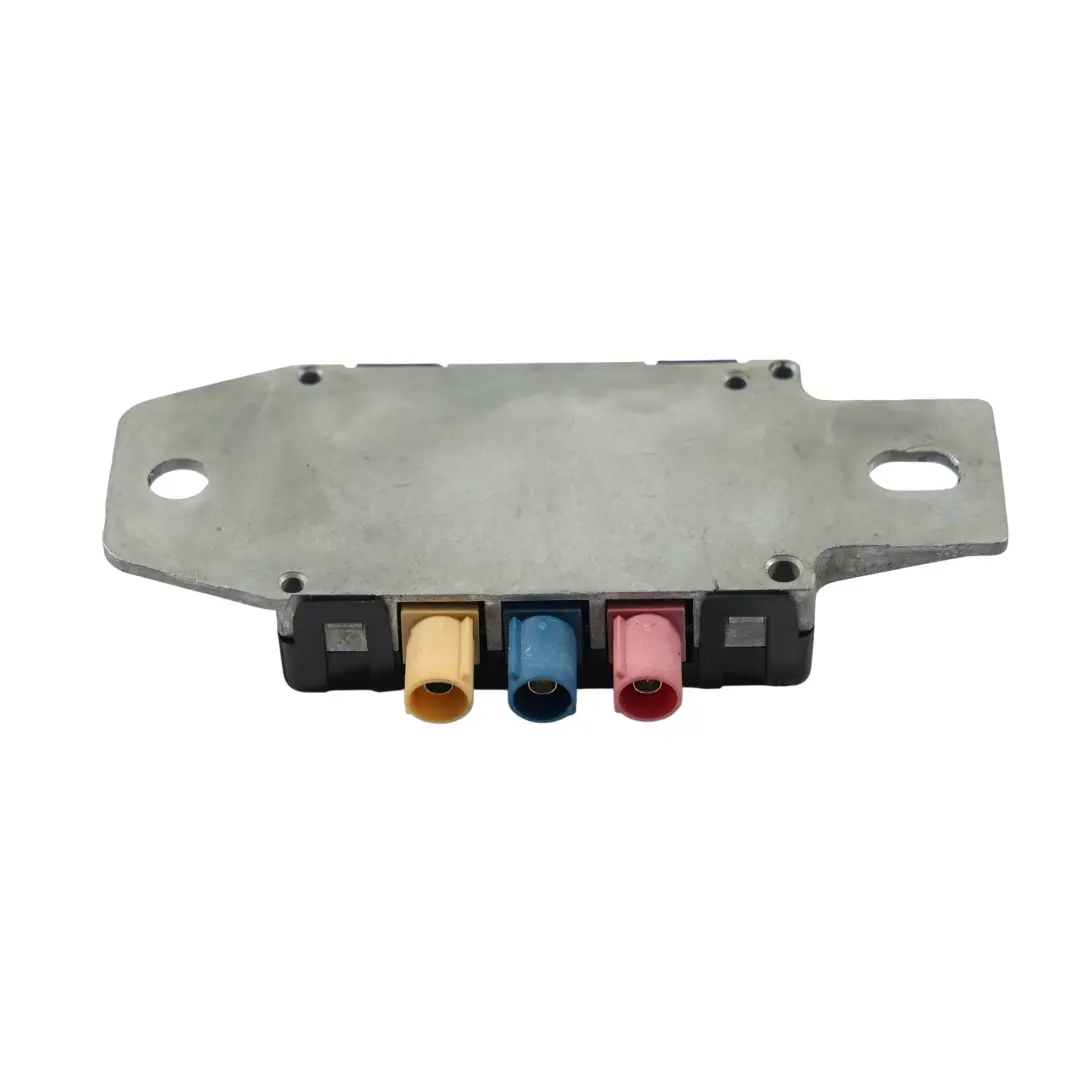 Land Rover Discovery L550 Radio Antenna Amplifier Control Module - SKU DPLA-19C097-BA - Part number DPLA-19C097-BA