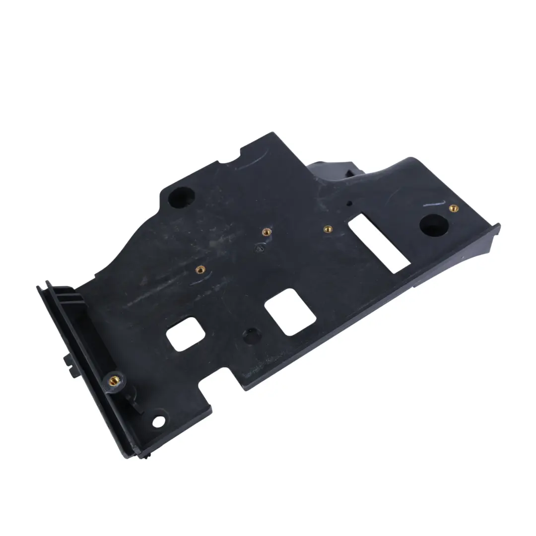 Support Inférieur Batterie Gauche pour Land Rover Discovery 3 L319 à propos du numéro de pièce DWM500031 Land Rover Discovery 3 L319 Support Inférieur Batterie Gauche - SKU DWM500031 - Numéro de pièce DWM500031