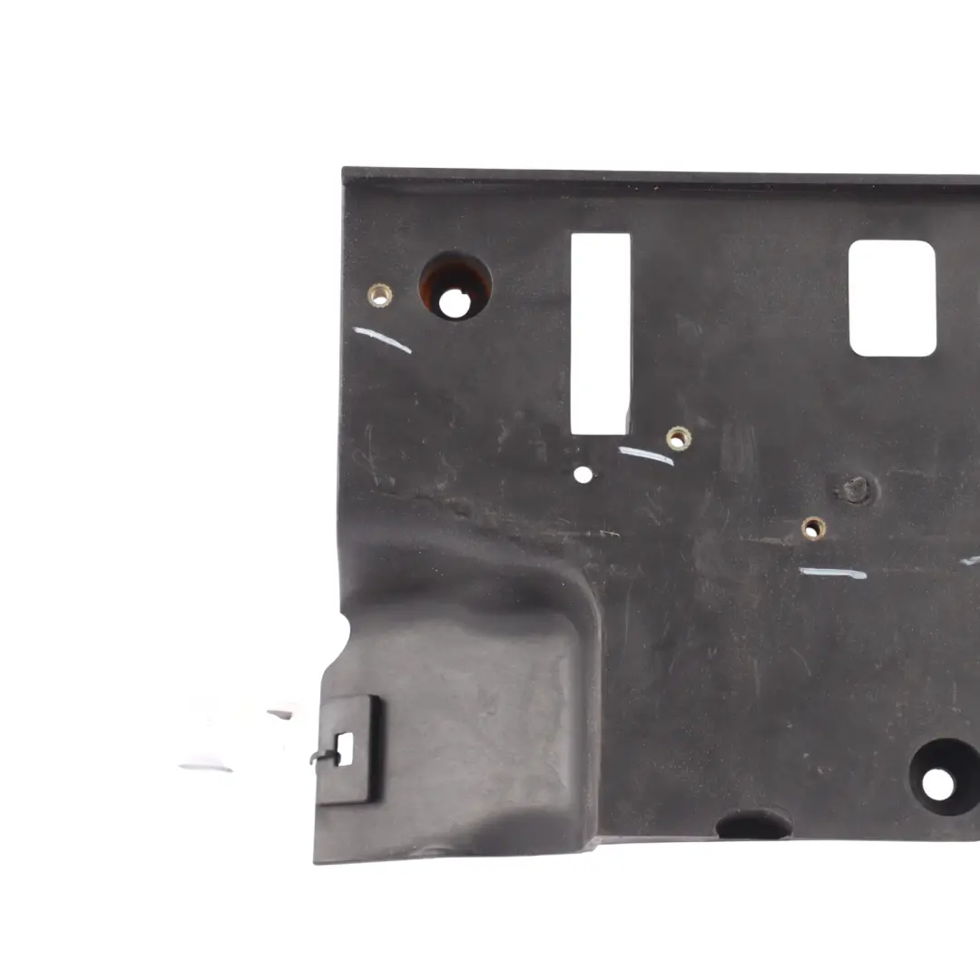 Batterie Halterung Unten Links für Land Rover Discovery 3 L319 mit Teilenummer DWM500031 Land Rover Discovery 3 L319 Batterie Halterung Unten Links - SKU DWM500031 - Teilenummer DWM500031