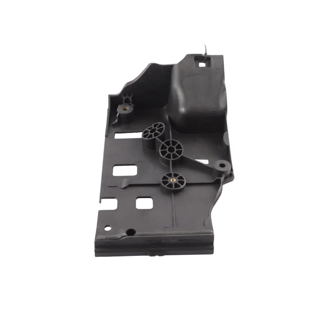 Land Rover Discovery 3 L319 Soporte Bandeja Inferior Bateria Izquierda - SKU DWM500031 - Número de pieza DWM500031