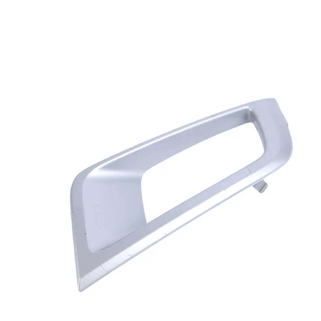 Mk6 Entourage Feu Antibrouillard Avant Gauche Blanc Givré-Z2 pour Ford Ranger à propos du numéro de pièce EB3B-15A299-D Ford Ranger Mk6 Entourage Feu Antibrouillard Avant Gauche Blanc Givré-Z2 - SKU EB3B-15A299-D-FW - Numéro de pièce EB3B-15A299-D