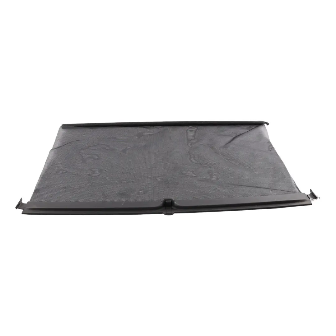 Door Sun Blind 3rd Row to Land Rover Discovery L319 Rear with Part number EGT500100LUM Land Rover Discovery L319 Rear Door Sun Blind 3rd Row - SKU EGT500100LUM - Part number EGT500100LUM