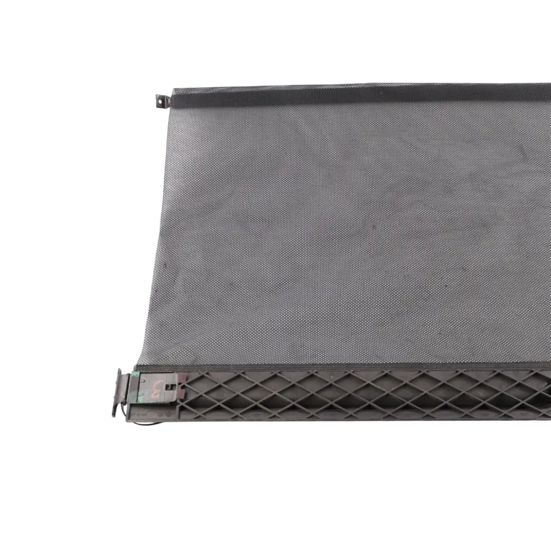 Land Rover Discovery L319 Rear Door Sun Blind 3rd Row - SKU EGT500100LUM - Part number EGT500100LUM