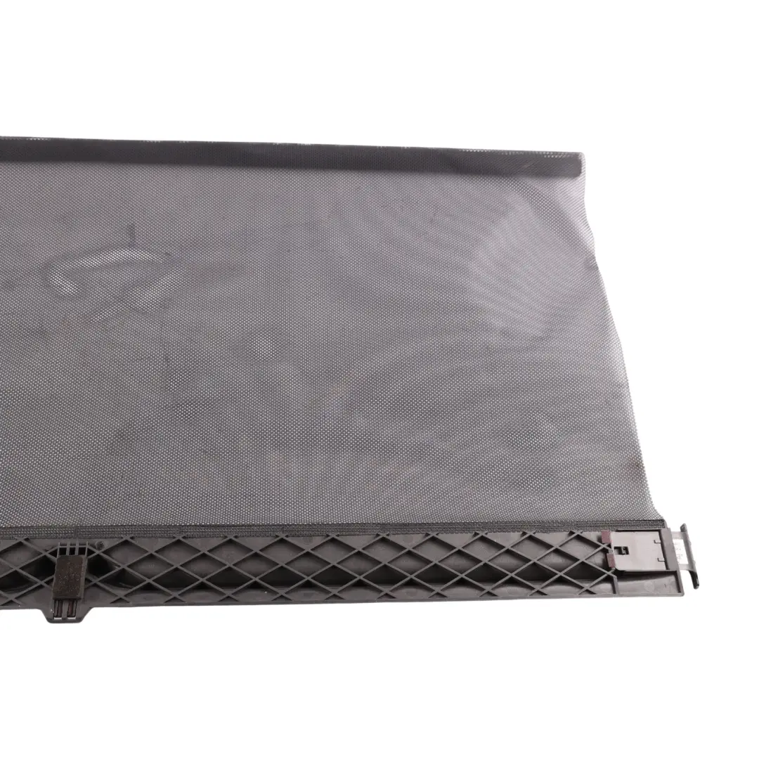 Land Rover Discovery L319 Rear Door Sun Blind 3rd Row - SKU EGT500100LUM - Part number EGT500100LUM