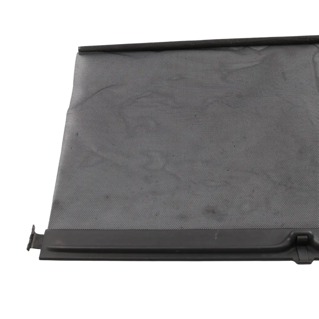 Door Sun Blind 3rd Row to Land Rover Discovery L319 Rear with Part number EGT500100LUM Land Rover Discovery L319 Rear Door Sun Blind 3rd Row - SKU EGT500100LUM - Part number EGT500100LUM