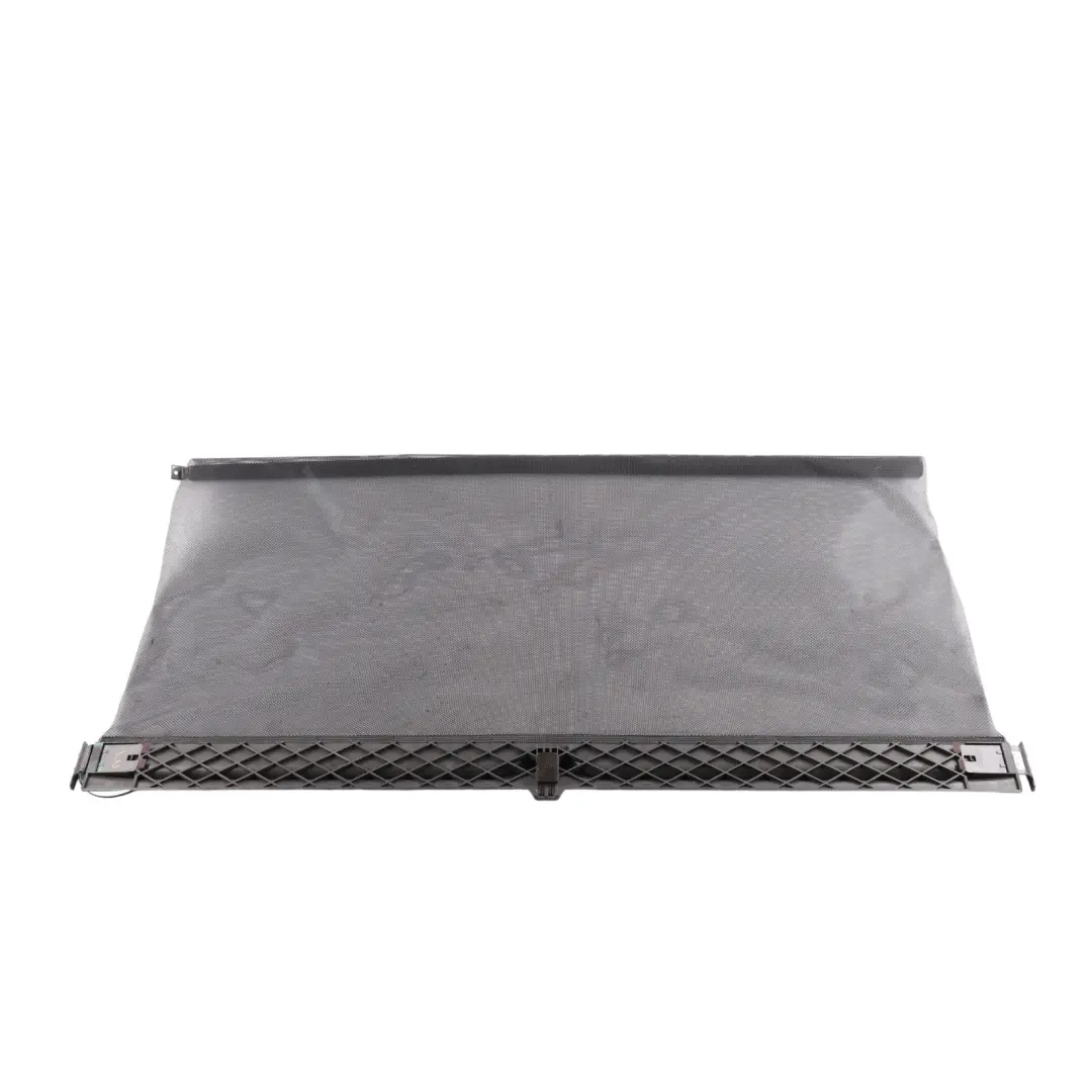 Door Sun Blind 3rd Row to Land Rover Discovery L319 Rear with Part number EGT500100LUM Land Rover Discovery L319 Rear Door Sun Blind 3rd Row - SKU EGT500100LUM - Part number EGT500100LUM