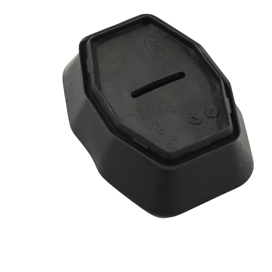 Land Rover Freelander 2 L359 Korek Spustowy - SKU EJ32-3972-AA - Numer Części EJ32-3972-AA