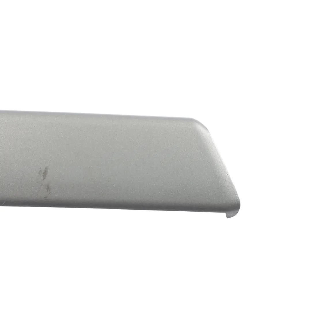 Empuñadura Puerta Delantera Trasera Interior Derecha para Range Rover L320 con número de pieza EJE500121 Range Rover L320 Empuñadura Puerta Delantera Trasera Interior Derecha - SKU EJE500121 - Número de pieza EJE500121