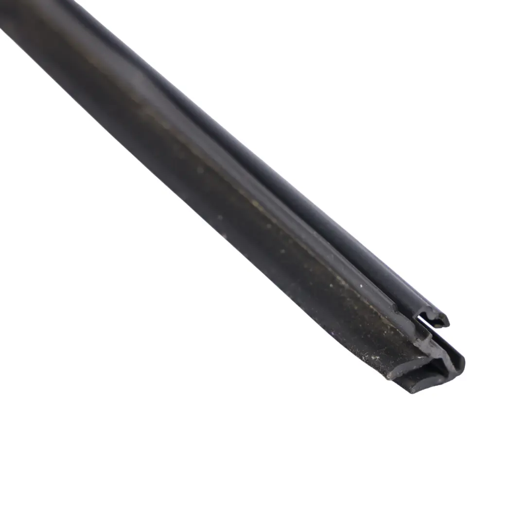 Door Weatherstrip Inner Rear Right O/S to Land Rover Freelander 2 L359 with Part number ELT500020 Land Rover Freelander 2 L359 Door Weatherstrip Inner Rear Right O/S - SKU ELT500020 - Part number ELT500020