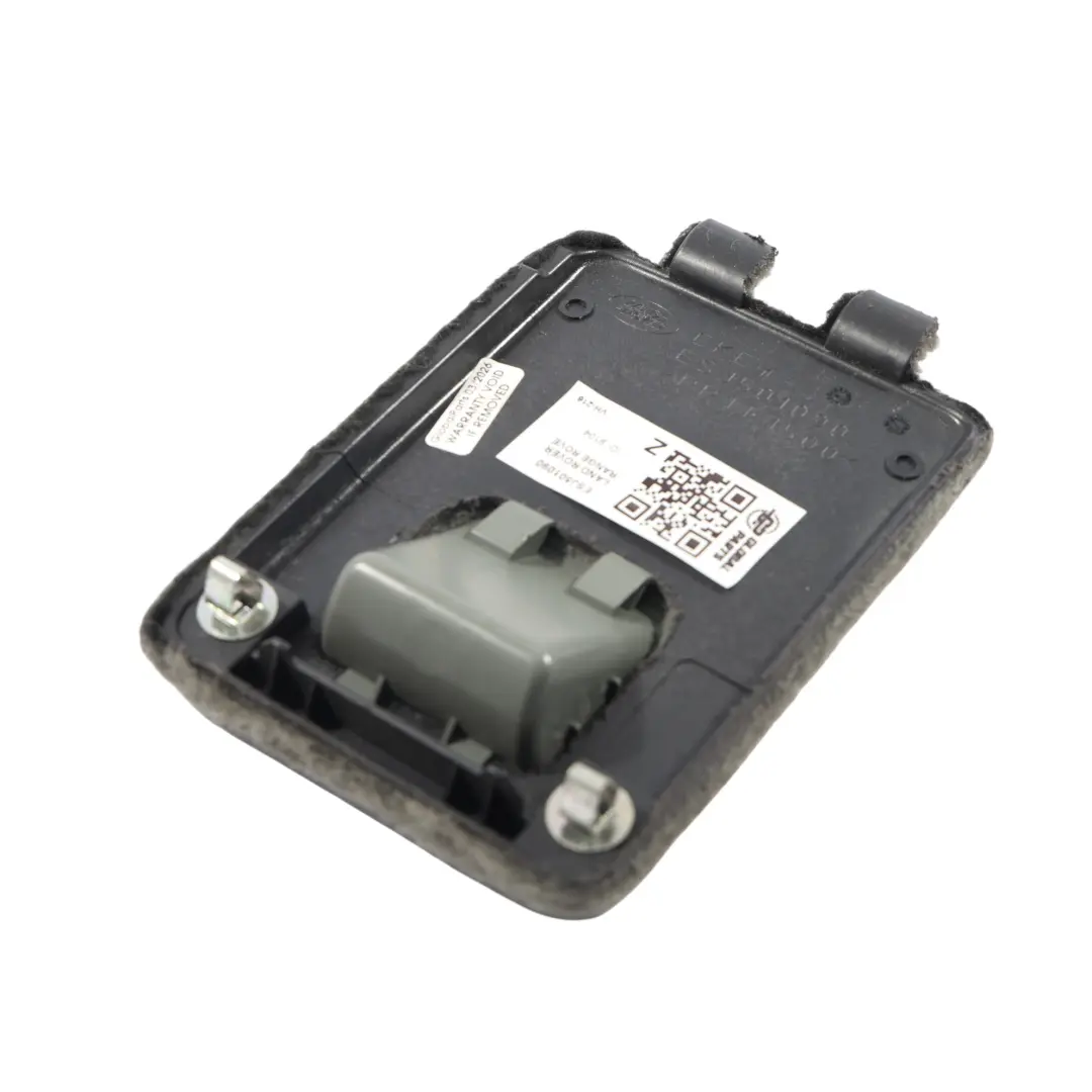 Osłona Panel Klapy Bagażnika ESJ501130LUP do Range Rover Sport L320 o numerze ESJ501090 Range Rover Sport L320 Osłona Panel Klapy Bagażnika ESJ501130LUP - SKU ESJ501090 - Numer Części ESJ501090