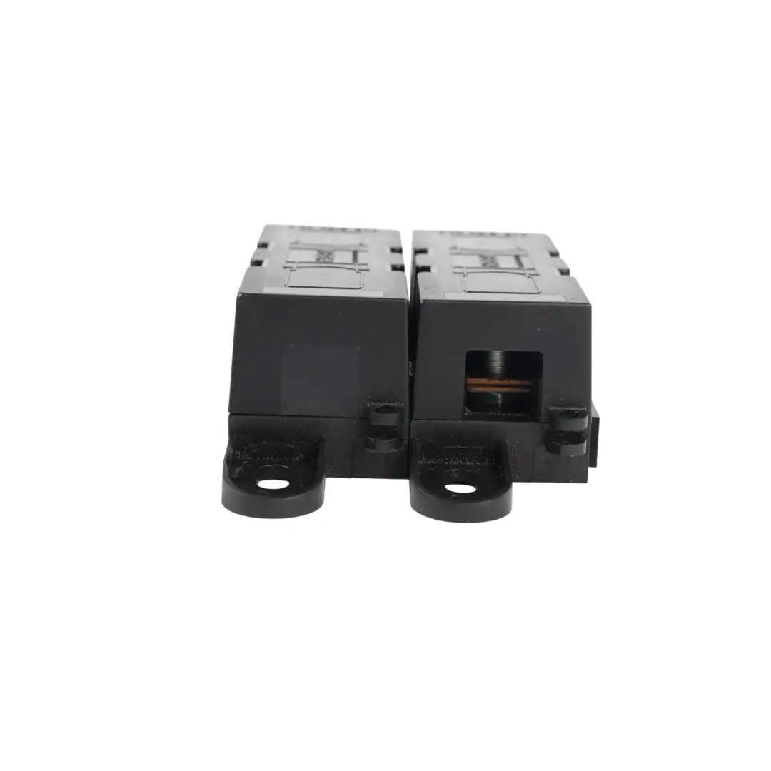 Range Rover L322 Support De Connecteur De Fusible Mega - SKU F60B-14A094-AA - Numéro de pièce F60B-14A094-AA