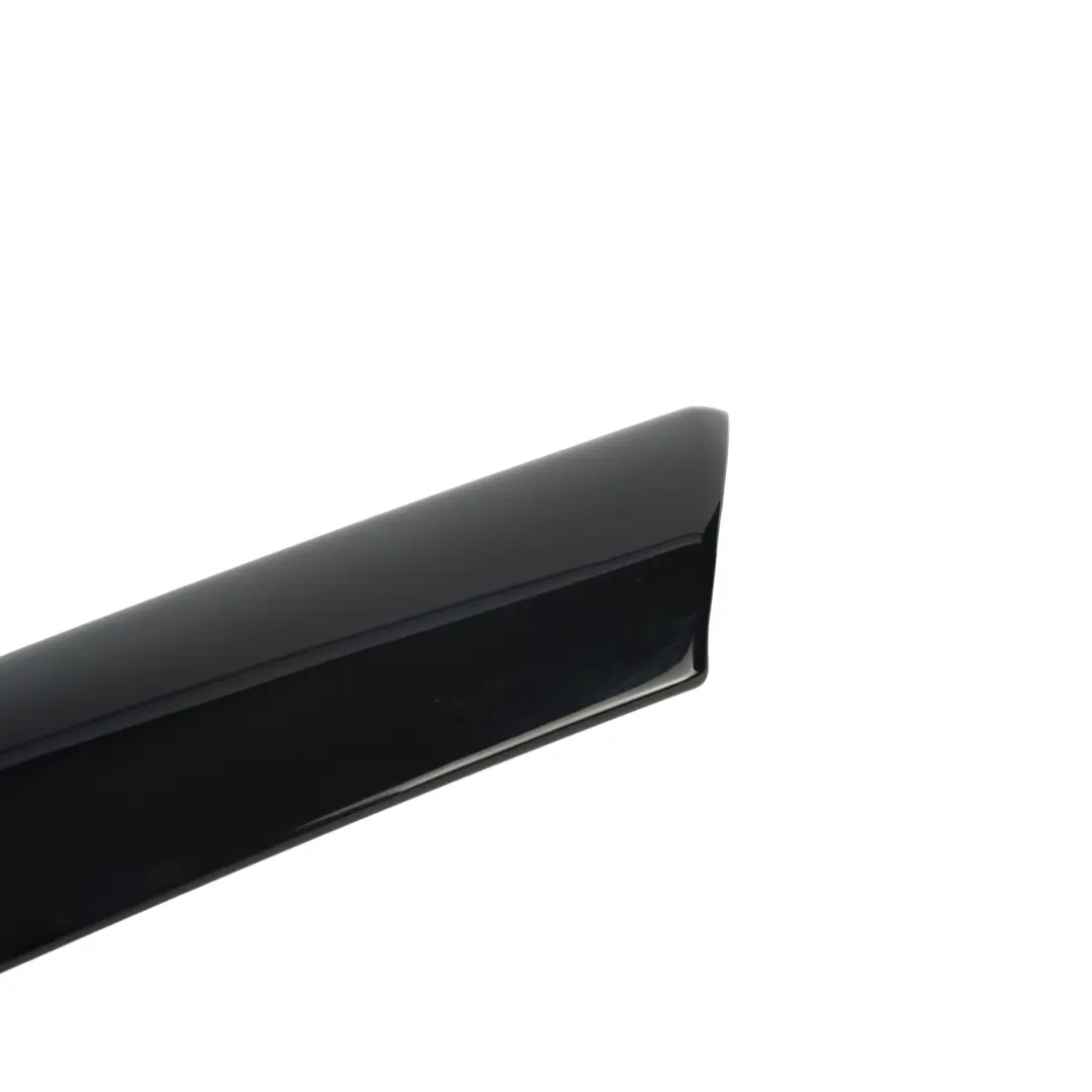 Panneau Garniture Console Centrale Noir Droit pour Range Rover L322 à propos du numéro de pièce FAE000200PBD Range Rover L322 Panneau Garniture Console Centrale Noir Droit - SKU FAE000200PBD - Numéro de pièce FAE000200PBD