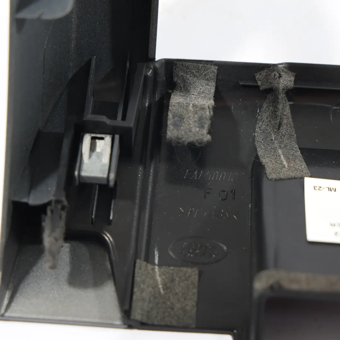 Armaturenbrett Display Blende für Land Rover Range Rover Sport L320 mit Teilenummer FAE500102 Land Rover Range Rover Sport L320 Armaturenbrett Display Blende - SKU FAE500102 - Teilenummer FAE500102