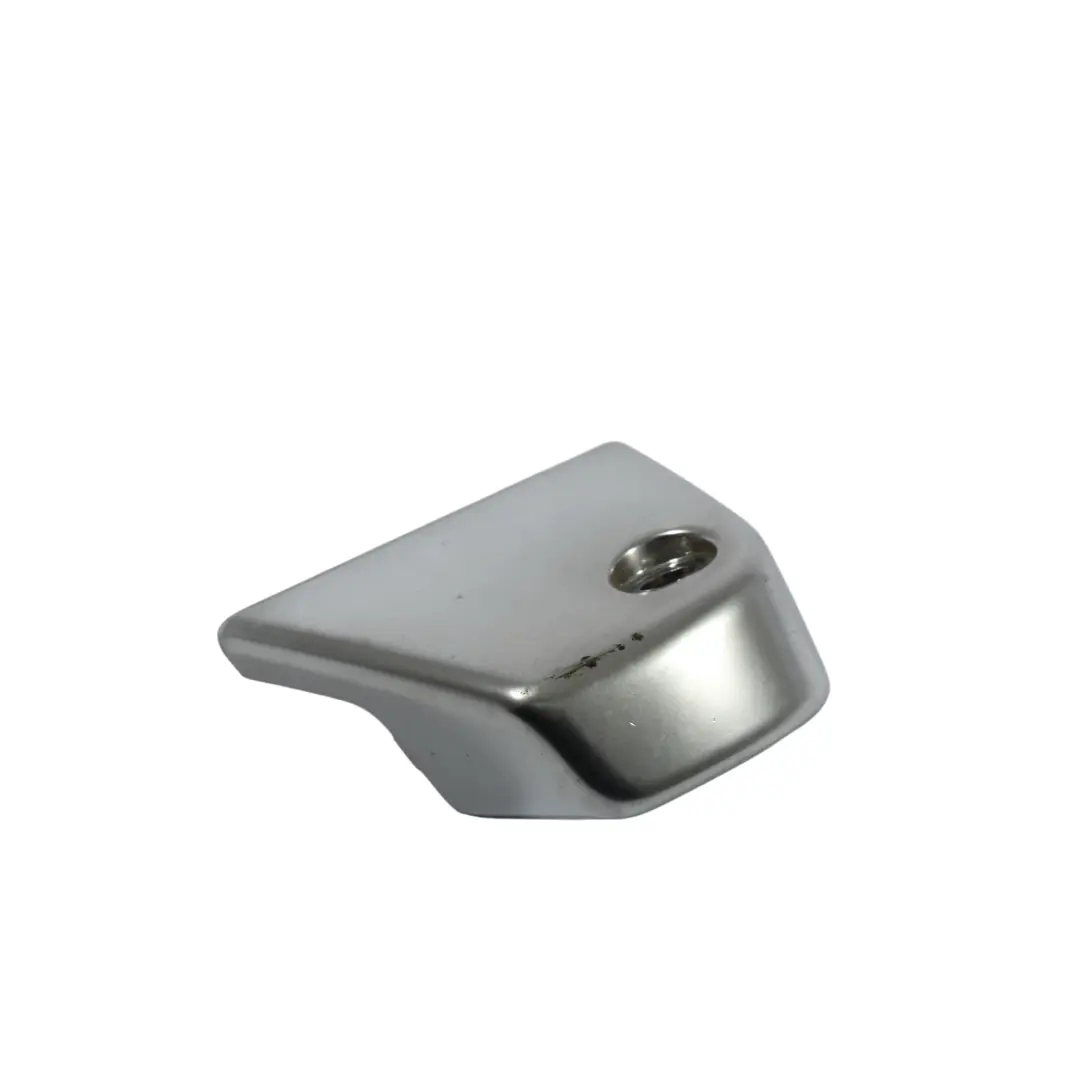 Land Rover Discovery 3 L319 Embellecedor Tapa Bisagra Lado Derecho - SKU FJV501080 - Número de pieza FJV501080