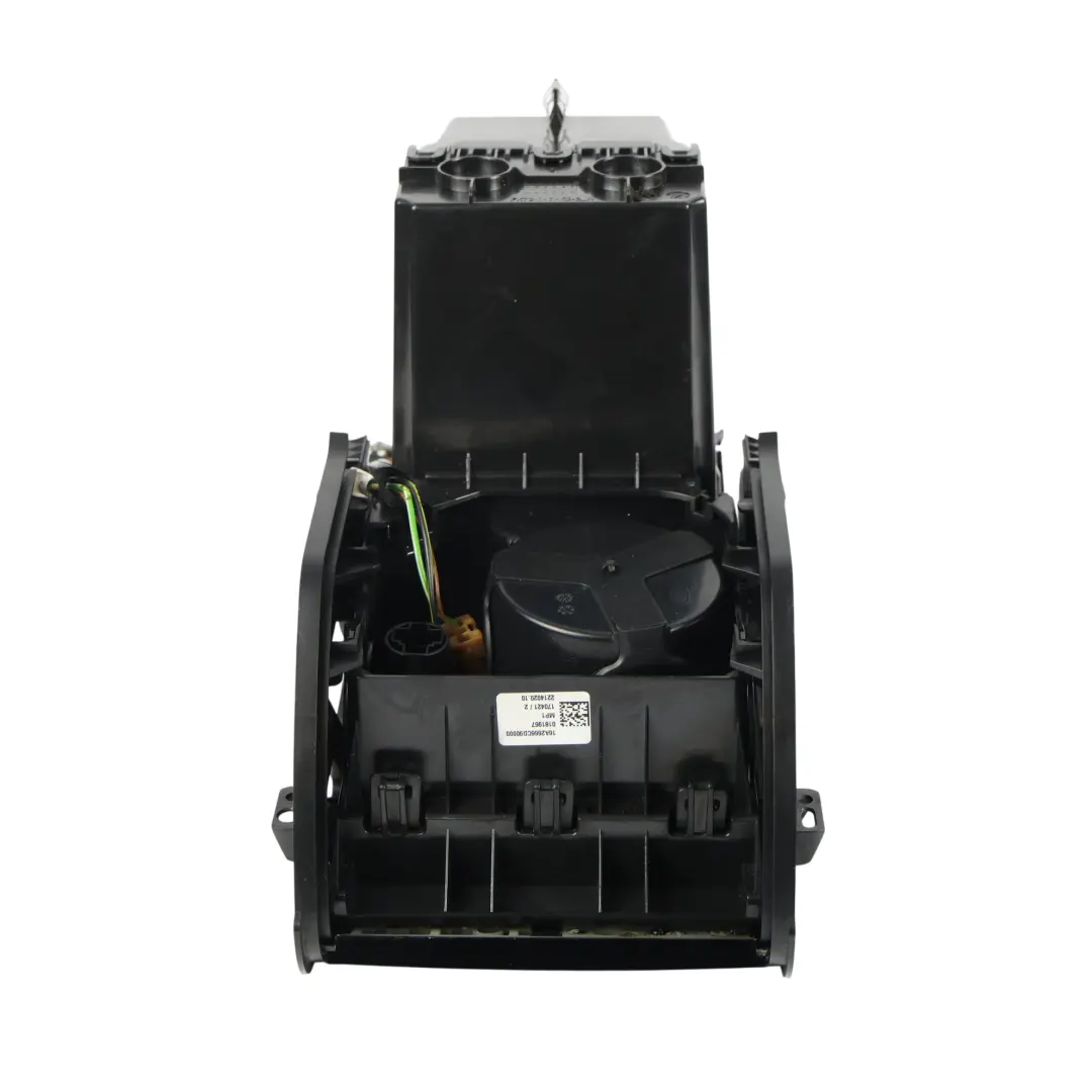 Uchwyt Na Kubki Tunelu Środkowego do Land Rover Discovery L550 o numerze FK72-045H62-BW Land Rover Discovery L550 Uchwyt Na Kubki Tunelu Środkowego - SKU FK72-045H62-BW-2 - Numer Części FK72-045H62-BW