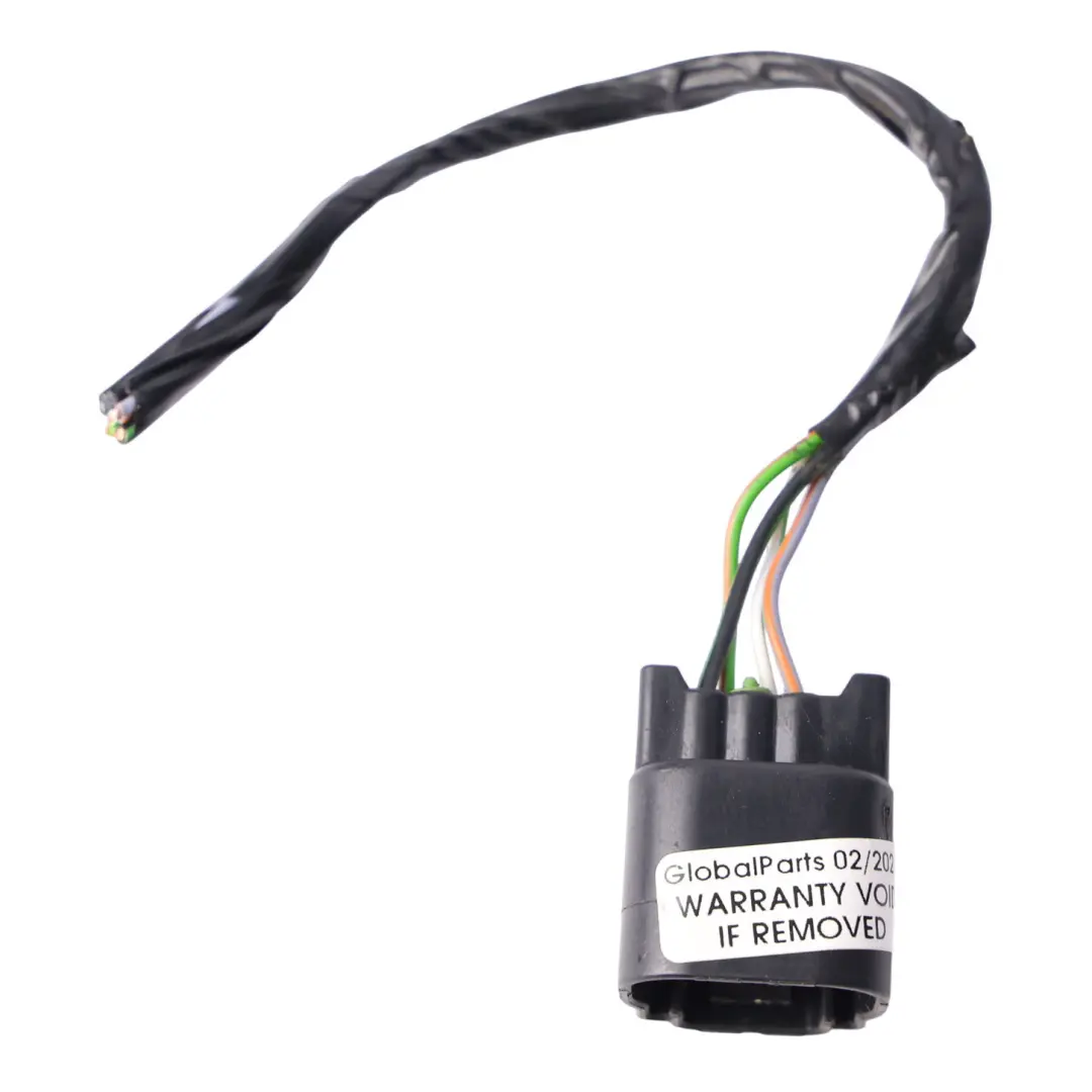 Gniazdo Lampy Lewy Tył do Land Rover Discovery L550 o numerze FK72-13405-AG Land Rover Discovery L550 Gniazdo Lampy Lewy Tył - SKU FK72-13405-AG-1 - Numer Części FK72-13405-AG