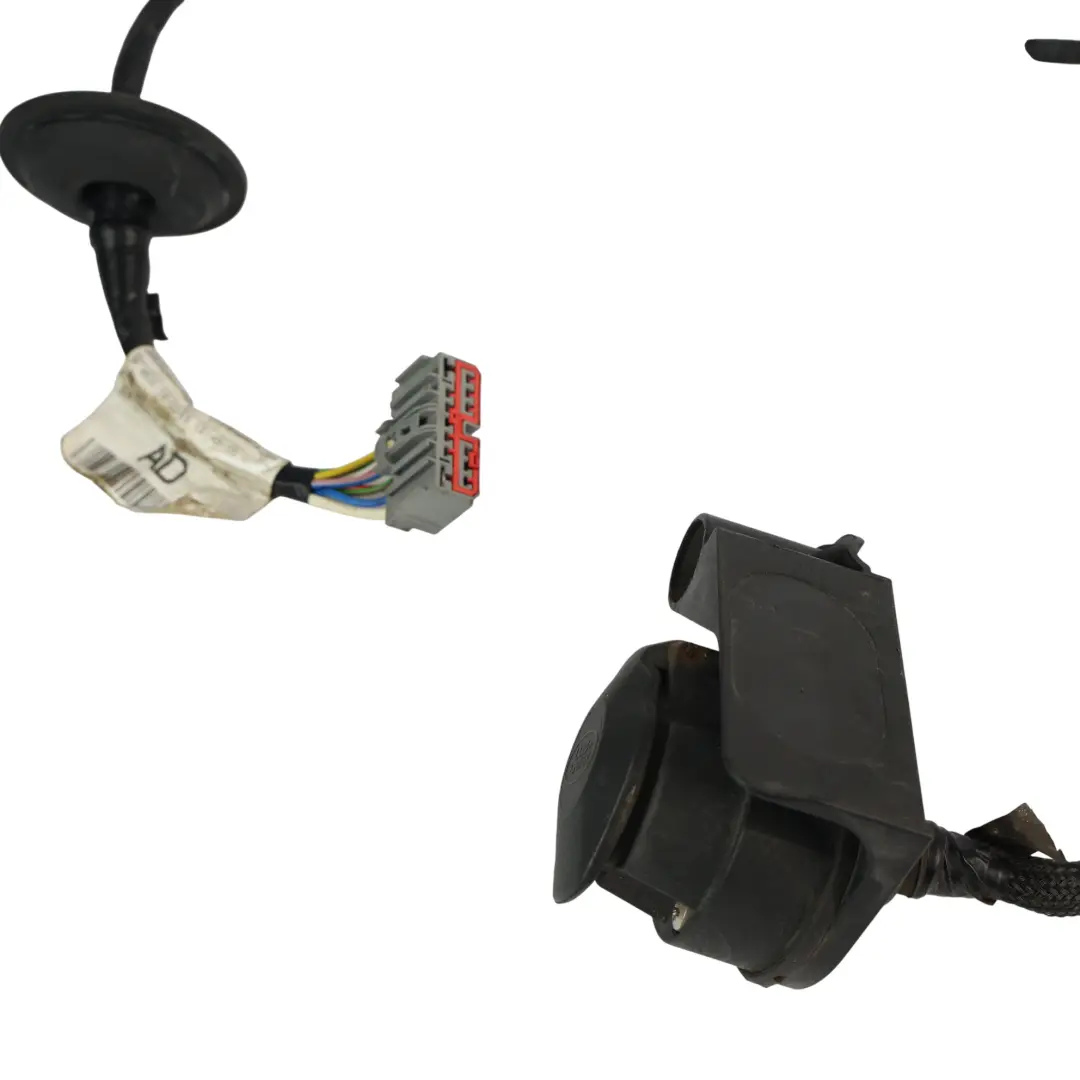 Gancho De Remolque Mazo De Cables para Land Rover Discovery Sport L550 con número de pieza FK72-13N490-AD Land Rover Discovery Sport L550 Gancho De Remolque Mazo De Cables - SKU FK72-13N490-AD - Número de pieza FK72-13N490-AD