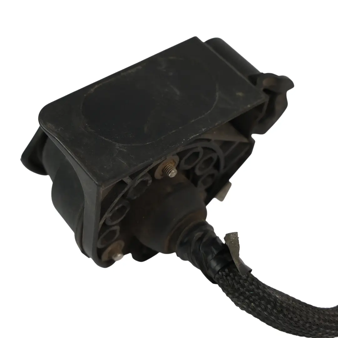 Abschlepp Haken Kabel Baum für Land Rover Discovery Sport L550 mit Teilenummer FK72-13N490-AD Land Rover Discovery Sport L550 Abschlepp Haken Kabel Baum - SKU FK72-13N490-AD - Teilenummer FK72-13N490-AD