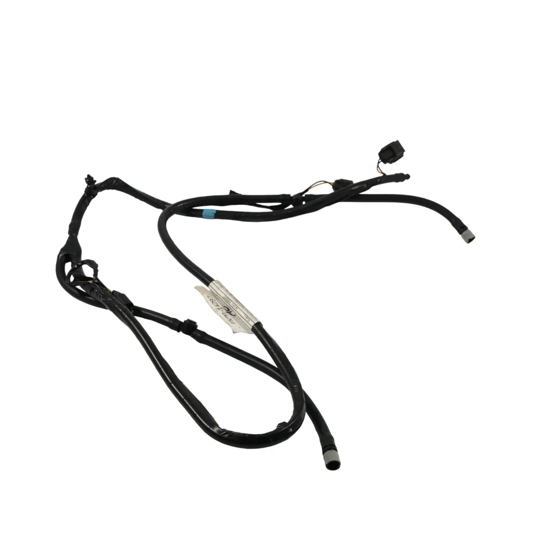 Windscreen Washer Nozzle Hose Pipe to Land Rover Discovery Sport L550 with Part number FK72-14297-AC Land Rover Discovery Sport L550 Windscreen Washer Nozzle Hose Pipe - SKU FK72-14297-AC - Part number FK72-14297-AC