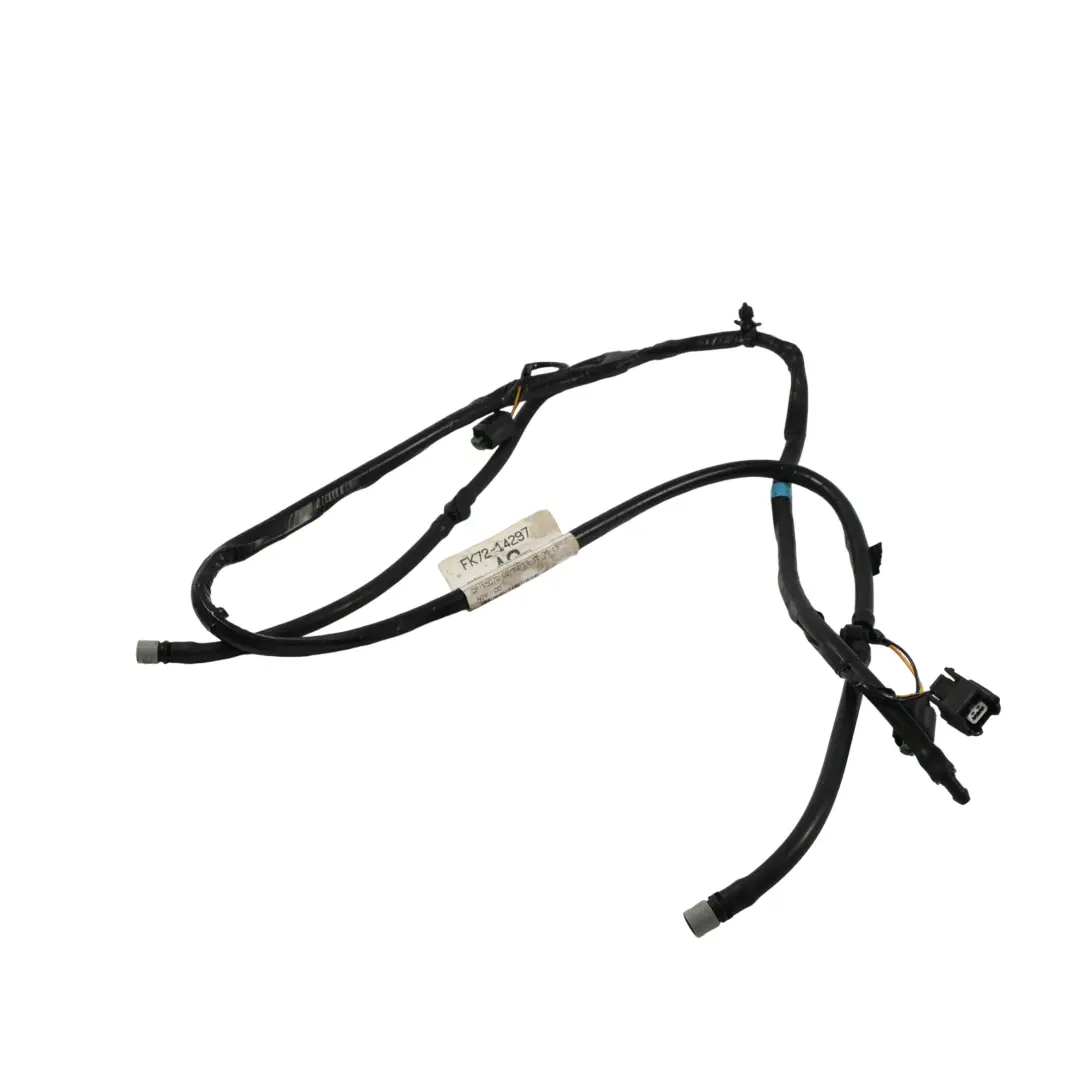 Windscreen Washer Nozzle Hose Pipe to Land Rover Discovery Sport L550 with Part number FK72-14297-AC Land Rover Discovery Sport L550 Windscreen Washer Nozzle Hose Pipe - SKU FK72-14297-AC - Part number FK72-14297-AC