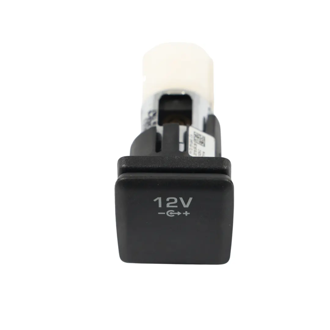 Presa Corrente Caricabatteria 12V per Land Rover Discovery Sport L550 con numero di parte FK72-15K040-CA Land Rover Discovery Sport L550 Presa Corrente Caricabatteria 12V - SKU FK72-15K040-CA - Numero di parte FK72-15K040-CA