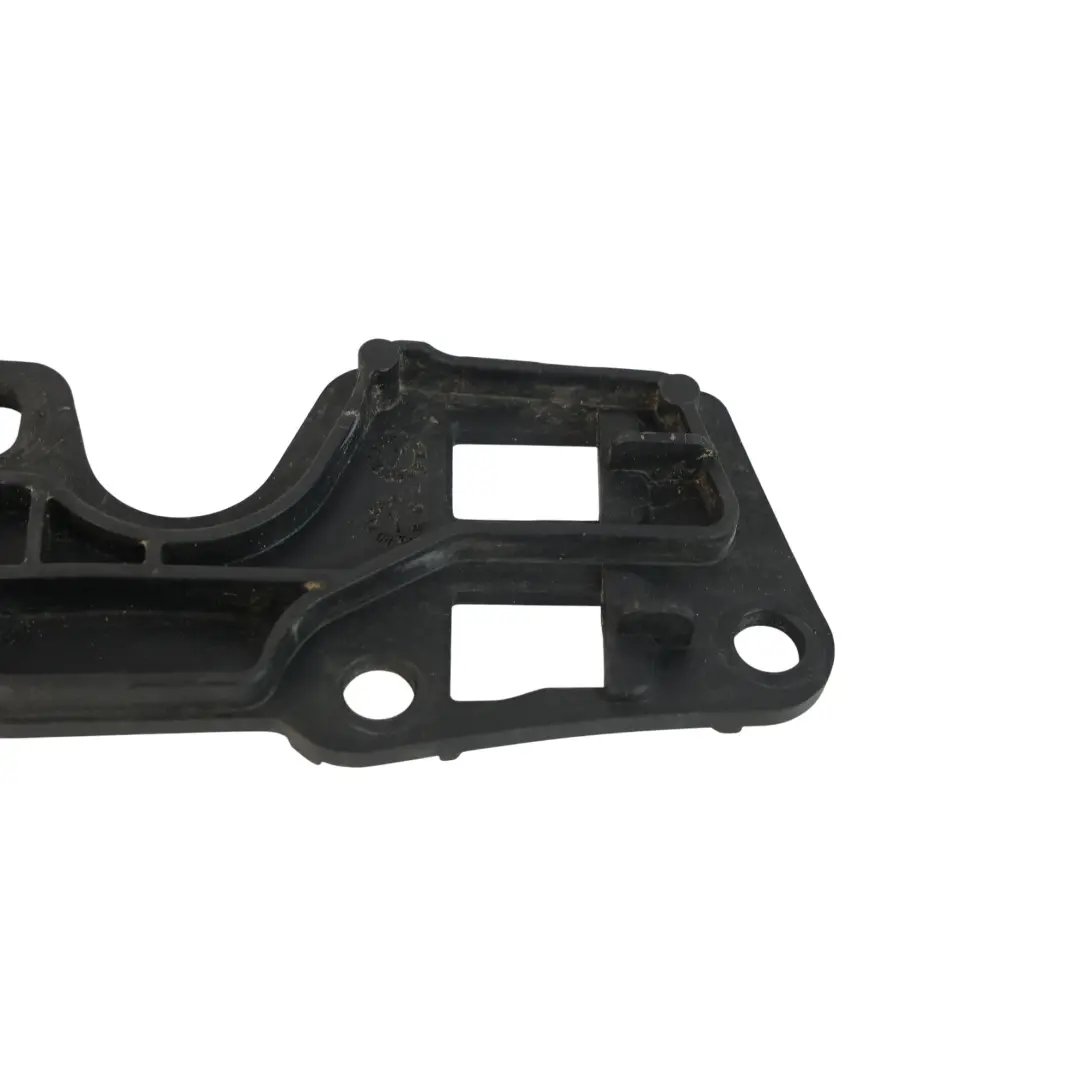Fender Mount Bracket Right O/S to Land Rover Discovery Sport L550 with Part number FK72-16A128-AF Land Rover Discovery Sport L550 Fender Mount Bracket Right O/S - SKU FK72-16A128-AF - Part number FK72-16A128-AF