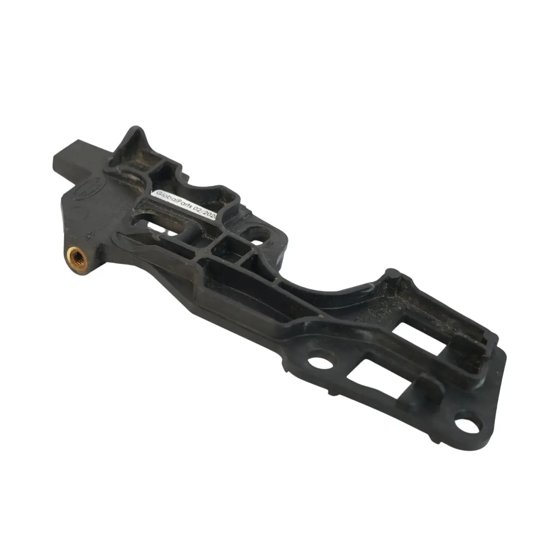 Soporte Guardabarros Derecho para Land Rover Discovery Sport L550 con número de pieza FK72-16A128-AF Land Rover Discovery Sport L550 Soporte Guardabarros Derecho - SKU FK72-16A128-AF - Número de pieza FK72-16A128-AF