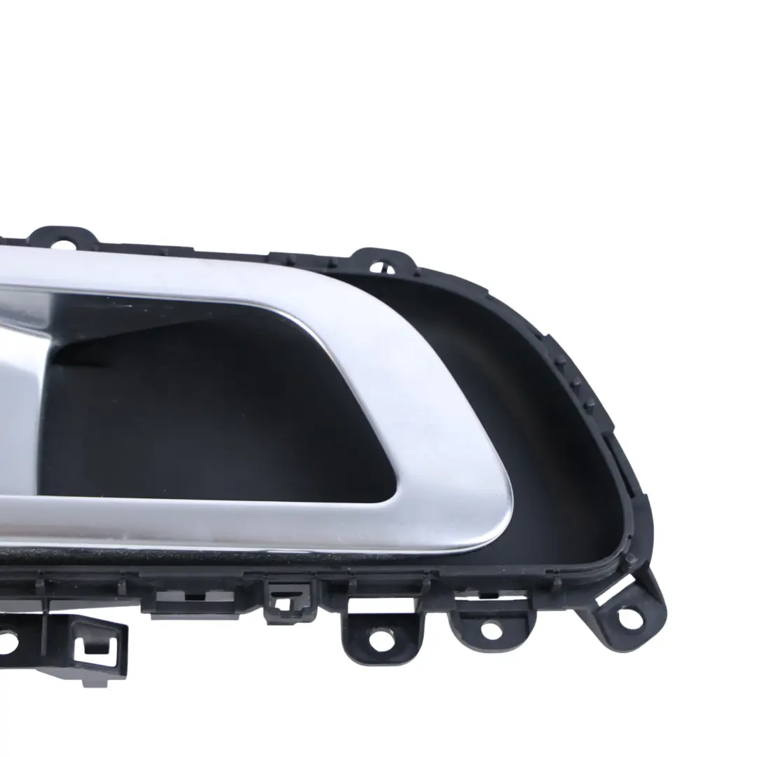 Land Rover Discovery L550 Tirador Puerta Delantera Trasera Derecha - SKU FK72-22600-AB - Número de pieza FK72-22600-AB