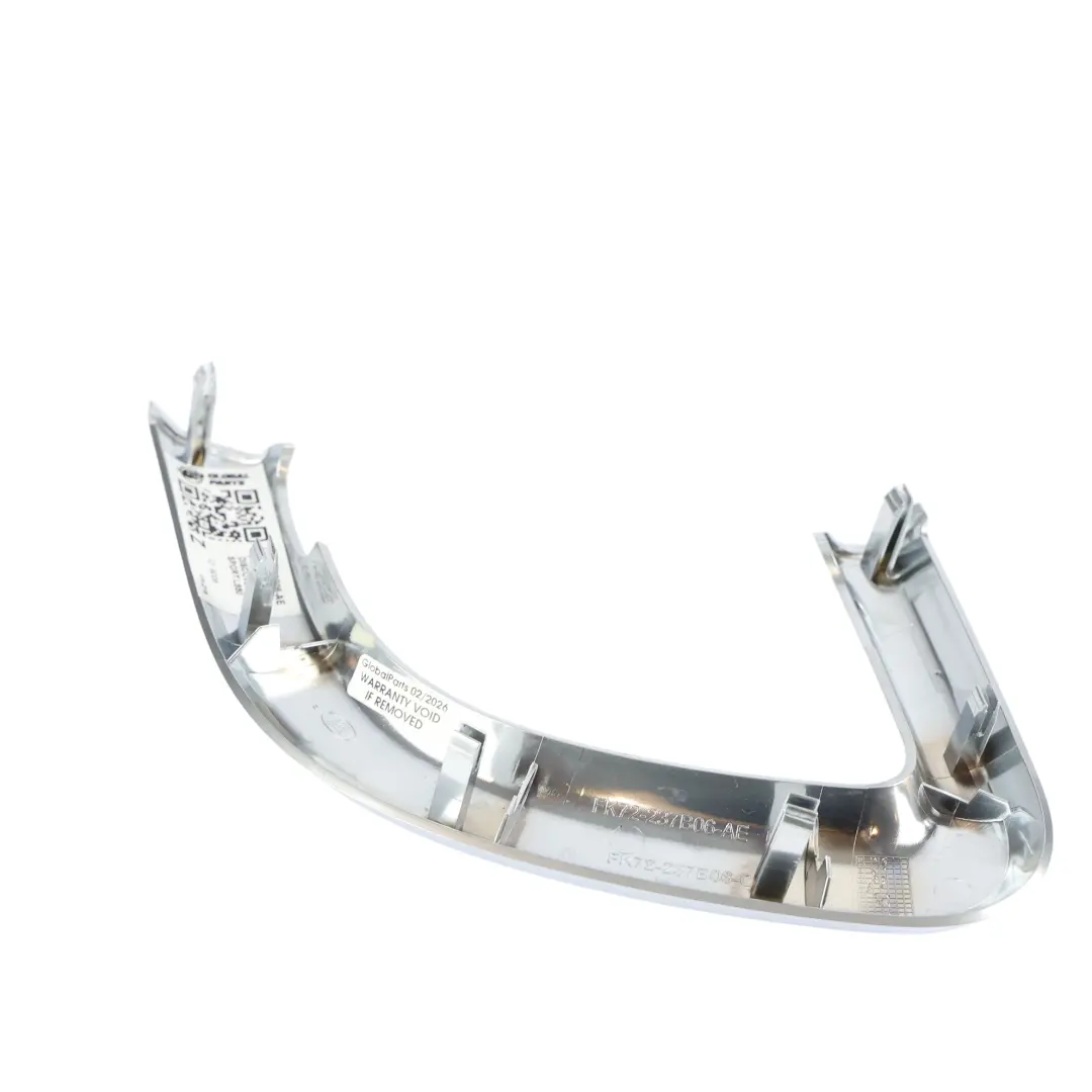 Listwa Dekor Drzwi Prawy Przód FK72237B06AE do Land Rover Discovery Sport L550 o numerze FK72-237B06-AE Land Rover Discovery Sport L550 Listwa Dekor Drzwi Prawy Przód FK72237B06AE - SKU FK72-237B06-AE - Numer Części FK72-237B06-AE