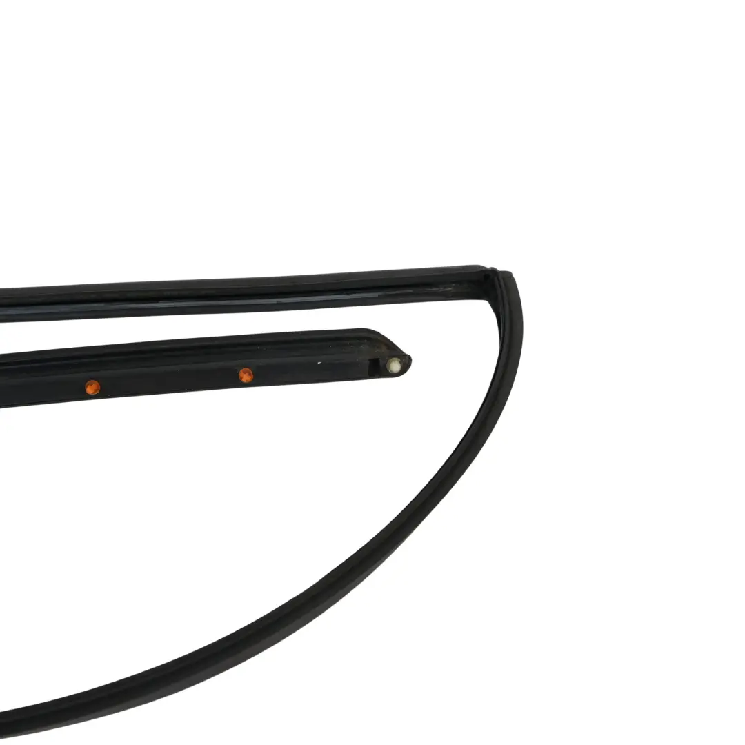 Land Rover Discovery L550 Guarnizione Porta Posteriore Sinistra LR058560 - SKU FK72-250A21-A - Numero di parte FK72-250A21-A