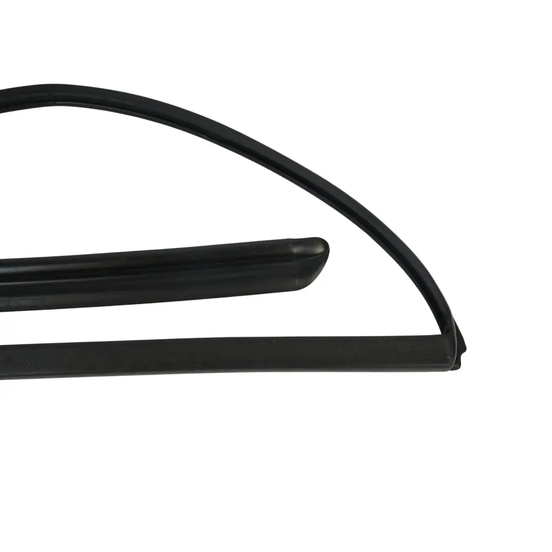 Land Rover Discovery L550 Guarnizione Porta Posteriore Sinistra LR058560 - SKU FK72-250A21-A - Numero di parte FK72-250A21-A