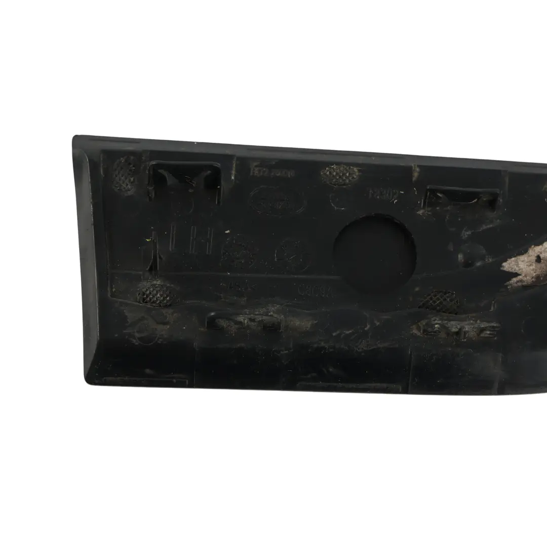 Garniture Calandre Avant Gauche pour Land Rover Discovery Sport L550 à propos du numéro de pièce FK72-280B11-DB Land Rover Discovery Sport L550 Garniture Calandre Avant Gauche - SKU FK72-280B11-DB - Numéro de pièce FK72-280B11-DB