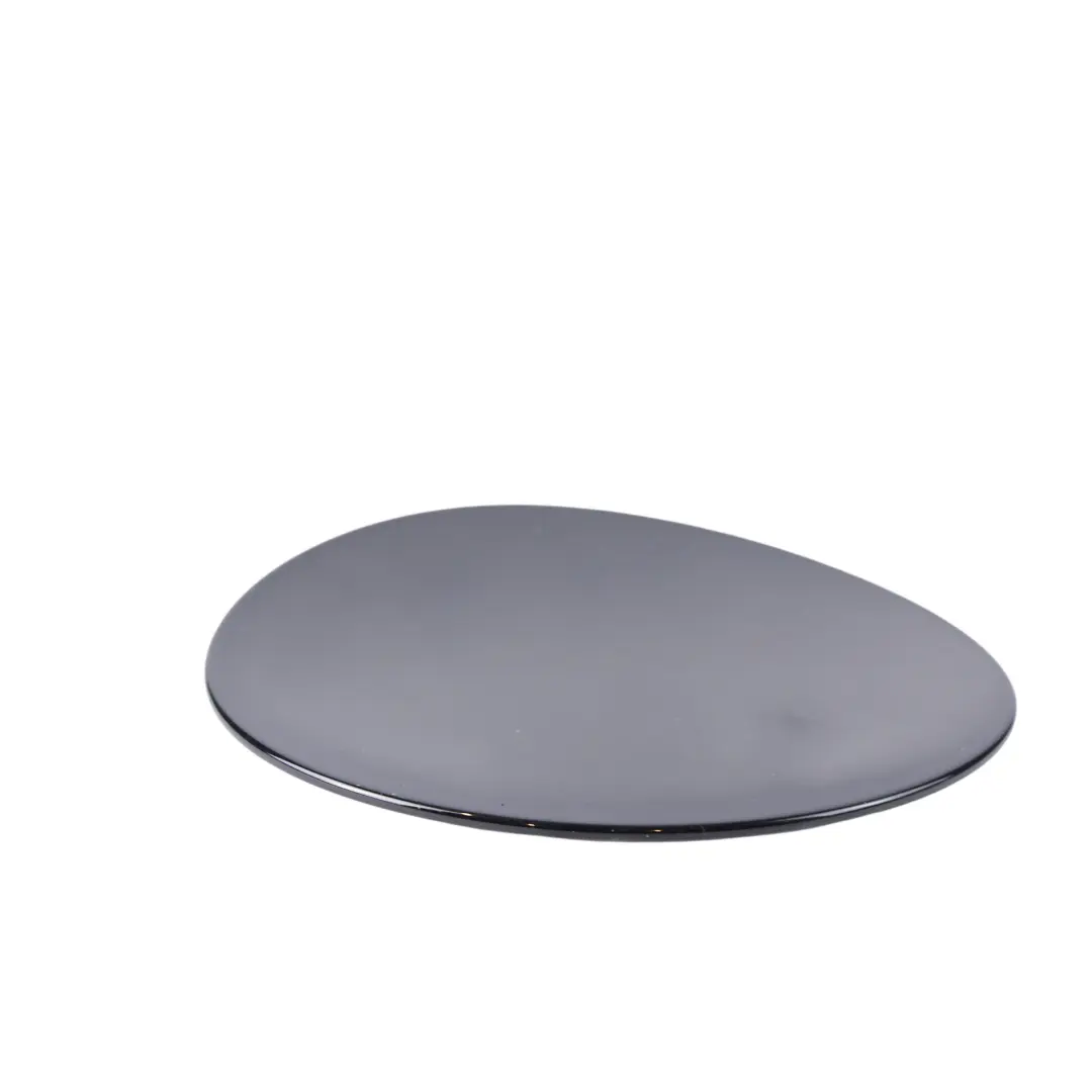 Trappe À Carburant Narvik Noir - JBC1807 pour Land Rover Discovery L550 à propos du numéro de pièce FK72-405A26-A Land Rover Discovery L550 Trappe À Carburant Narvik Noir - JBC1807 - SKU FK72-405A26-A-NAR - Numéro de pièce FK72-405A26-A