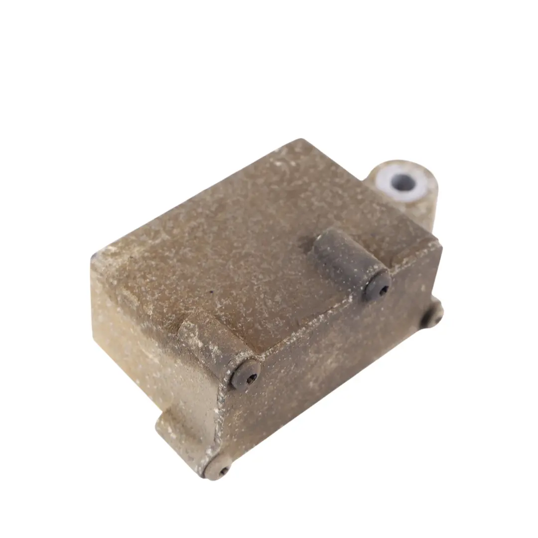 Counterweight Rear Right O/S to Land Rover Discovery Sport L550 with Part number FK72-5B568-AA Land Rover Discovery Sport L550 Counterweight Rear Right O/S - SKU FK72-5B568-AA - Part number FK72-5B568-AA