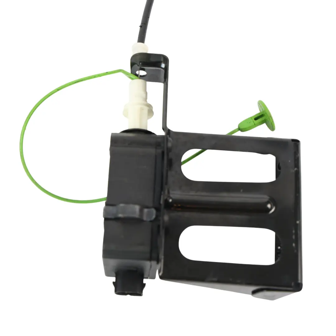 Actuador Apertura Puerta Depósito De Combustible para Range Rover L322 con número de pieza FSG000020 Range Rover L322 Actuador Apertura Puerta Depósito De Combustible - SKU FSG000020 - Número de pieza FSG000020